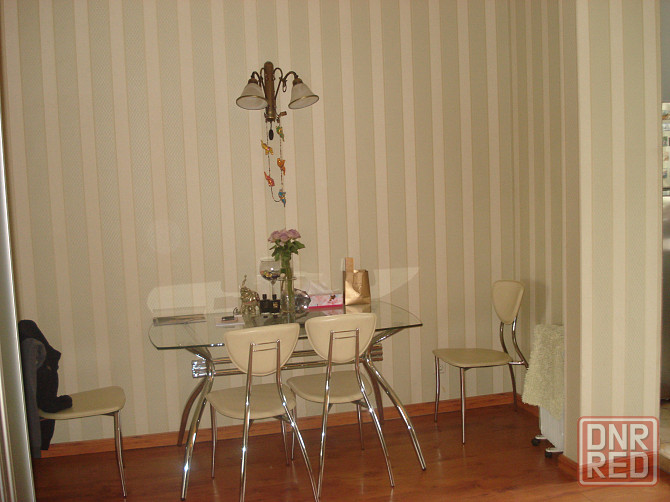 Продам 3-х комн. сталинку в двух уровнях библ. Крупской, ул. Артема Донецк - изображение 1