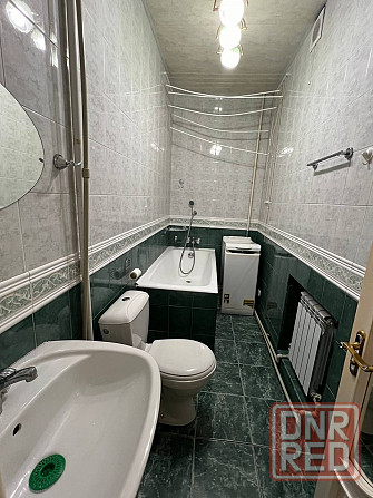 Сдаётся 2-х комнатная квартира в Куйбышевском р-не, проспект Панфилова Донецк - изображение 2