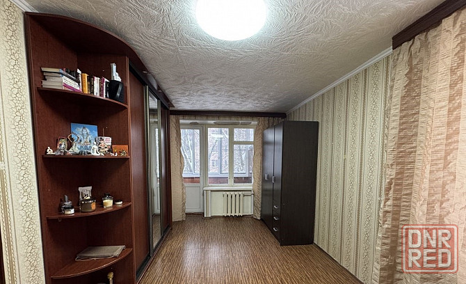 Сдаю однокомнатную квартиру в Буденовском районе Донецка. Ориентир: Ледовая арена "Алмаз" Донецк - изображение 5