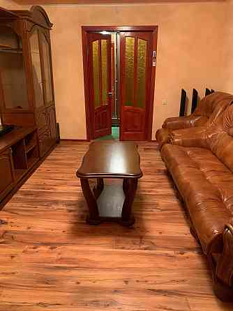 Продаётся просторная 3-комнатная квартира Луганск