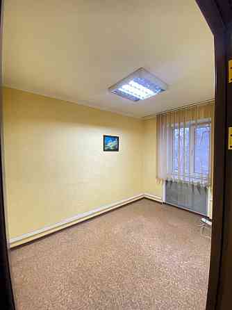 Без комиссии! Продажа 3к.кв. парк Гулливер ул.Краснофлотская,можно под офис или жильё! Донецк