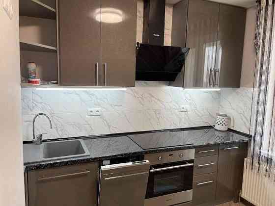 сдам квартиру возле тихого парка Макеевка