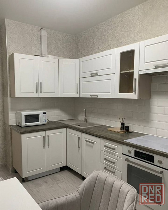 Сдаю однокомнатную квартиру 37.0 м² этаж 5/9 город Донецк, Калининский район, Бульвар Шевченко, орие Донецк - изображение 1