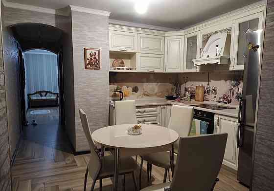 Сдаю двухкомнатную квартиру 60.0 м² этаж 4/9 город Донецк, Кировский район, Текстильщик, улица Остро Донецк