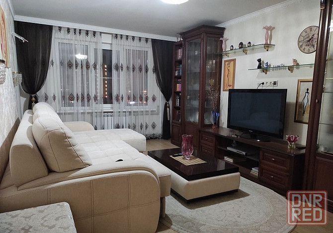 Сдаю двухкомнатную квартиру 60.0 м² этаж 4/9 город Донецк, Кировский район, Текстильщик, улица Остро Донецк - изображение 1