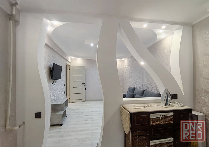 Сдаю двухкомнатную квартиру 54.0 м² этаж 2/5 город Донецк, Калининский район, Проспект Ильича Донецк - изображение 7