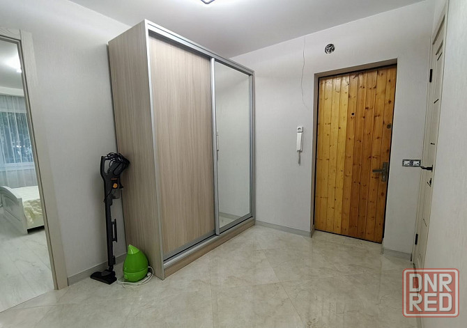 Сдаю двухкомнатную квартиру 54.0 м² этаж 2/5 город Донецк, Калининский район, Проспект Ильича Донецк - изображение 4