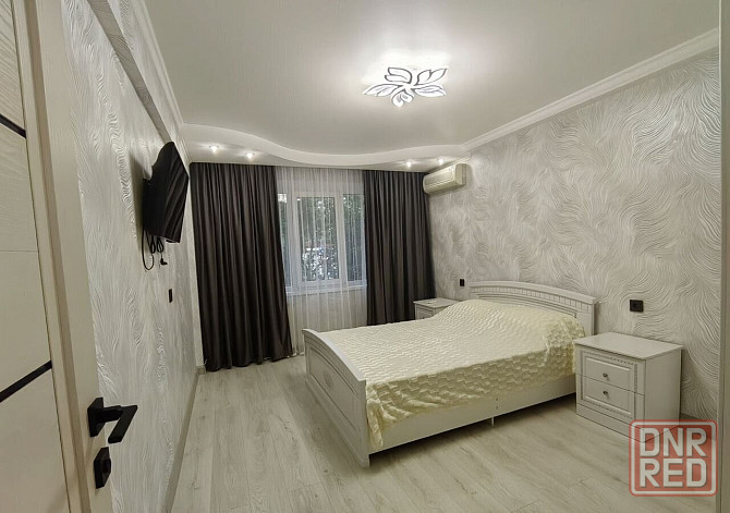 Сдаю двухкомнатную квартиру 54.0 м² этаж 2/5 город Донецк, Калининский район, Проспект Ильича Донецк - изображение 8