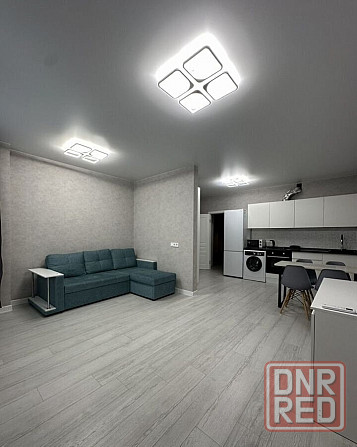Сдаю студию 38.0 м² этаж 5/10 город Донецк, Буденновский район, микрорайон Донской Донецк - изображение 1