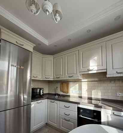 Сдаю двухкомнатную квартиру в Ворошиловском районе Донецка по адресу: проспект 25-летия ркка, 6Б Донецк