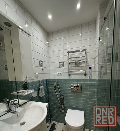 Сдаю двухкомнатную квартиру в Ворошиловском районе Донецка по адресу: проспект 25-летия ркка, 6Б Донецк - изображение 7