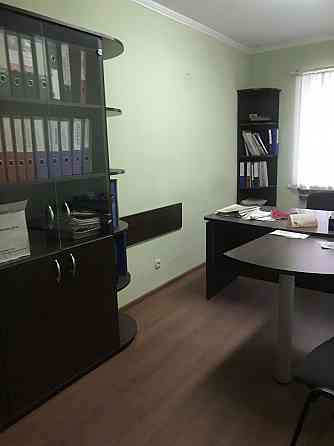 Продается трехкомнатная квартира в Ильичевском районе Мариуполь