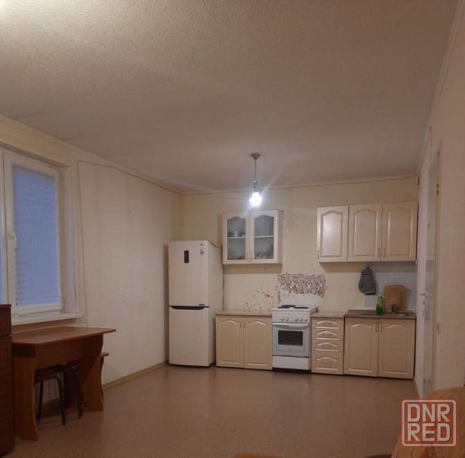 Сдаётся чистая уютная 1комнатная квартира в Ленинском районе, улица Куйбышева Донецк - изображение 5