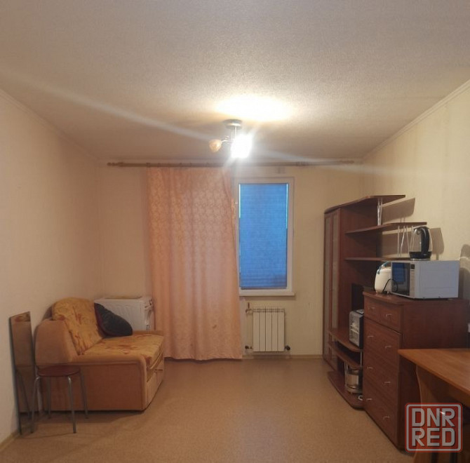 Сдаётся чистая уютная 1комнатная квартира в Ленинском районе, улица Куйбышева Донецк - изображение 1