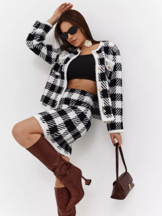 Костюм с юбкой офисный теплый трикотажный Донецк