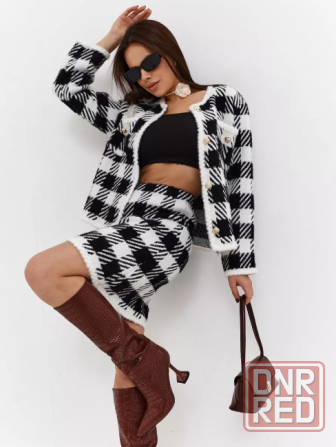 Костюм с юбкой офисный теплый трикотажный Донецк - изображение 1