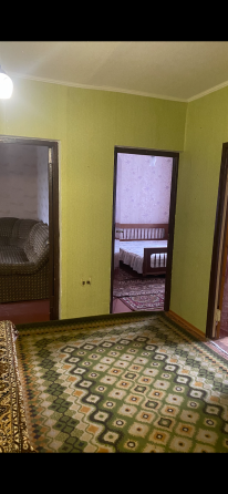 3 ком квартира 4/9 Калининском районе-хольная! Донецк