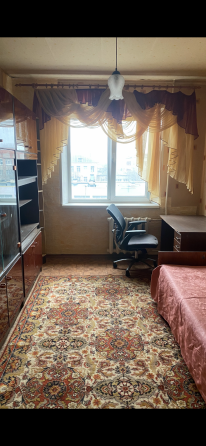 3 ком квартира 4/9 Калининском районе-хольная! Донецк