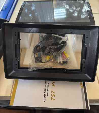 Магнитола для автомобиля TS7 2/32ГБ 10 дюймов c CarPlay и Android Auto (с переходной рамкой) Донецк