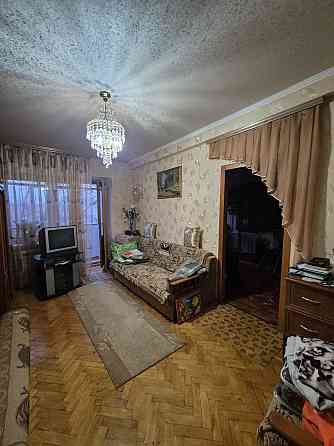 продам двух комнатную квартиру по улице Стадионная Донецк