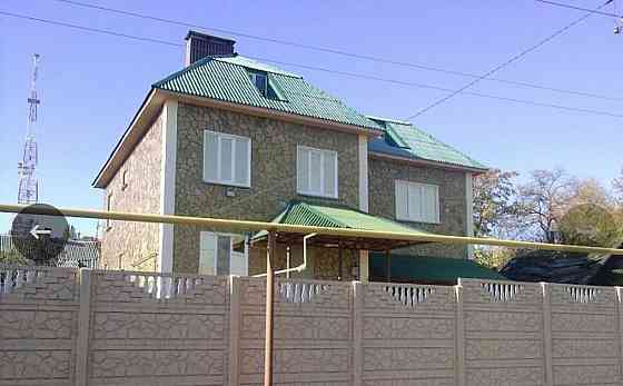 продается дом можно под бизнес Цирк Донецк