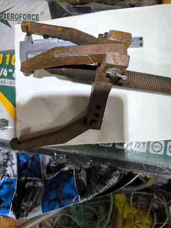 Съемник универсальный. Макеевка