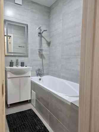 Сдам однокомнатную квартиру в Донецке по проспекту Комсомольский, ориентир филармония и Набережная. Донецк