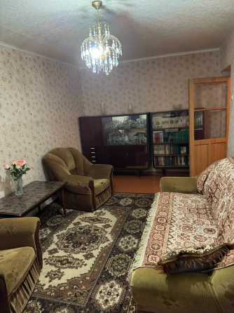 Центр Продажа 2-х комнатная квартира Макеевка