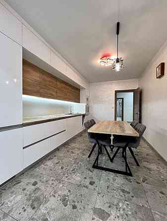 Сдам 2 к.кВ, Калининский район, бульвар Шахтостроителей 48, Калининского Рынка Донецк