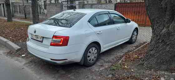 Продам Октавию 1.6 автомат Донецк