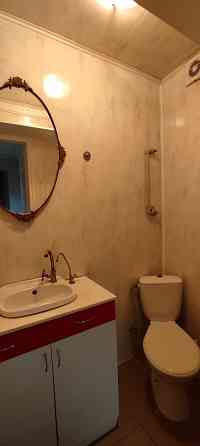 Сдам 46 м2 на бульваре Пушкина. Отдельный вход. Ремонт. Парковка. Донецк