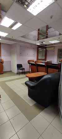 Сдам 46 м2 на бульваре Пушкина. Отдельный вход. Ремонт. Парковка. Донецк