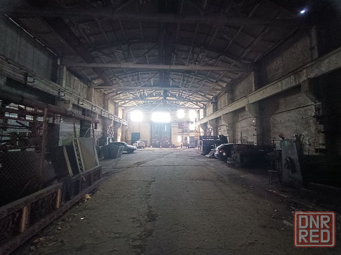 Сдам производственно-складские помещения в Калининском районе от 1200 м2 до 5000 м2. Своя территория Донецк - изображение 1