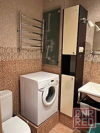 Сдается на длительный срок светлая двухкомнатная квартира с хорошим ремонтом в Калининском районе (п Донецк - изображение 1