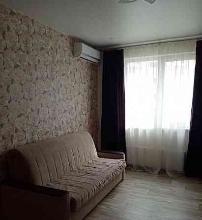 Сдается однокомнатная квартира Район: Ворошиловский Ориентир: квартал Соцгородок Донецк