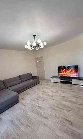 Сдаю двухкомнатную квартиру 64.0 м² этаж 7 город Донецк, Киевский район, Донбасс арена Донецк