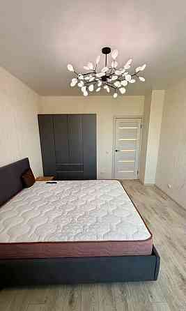 Сдаю двухкомнатную квартиру 64.0 м² этаж 7 город Донецк, Киевский район, Донбасс арена Донецк