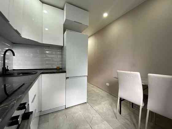 Сдается: Двухкомнатная квартира Этаж: 2/5 Район: Будённовский Донецк