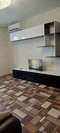 сдаётся 2х комнатная квартира калининский Донецк