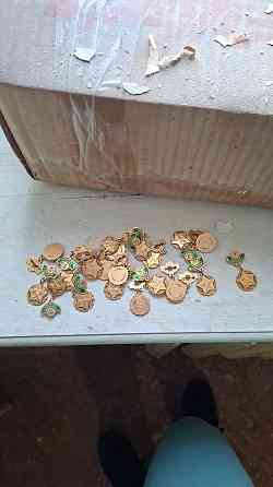 Продам значки ссср Донецк