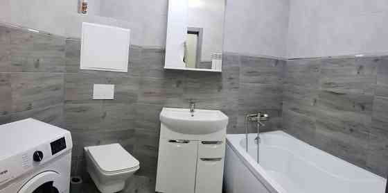 дается: Однокомнатная квартира Район: Ворошиловский; Ориентир: Набережная; Донецк