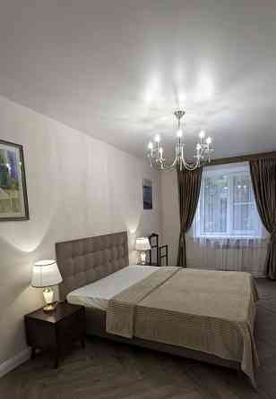 Сдается замечательная двухкомнатная квартира в самом центре Донецка на площади Ленина Донецк