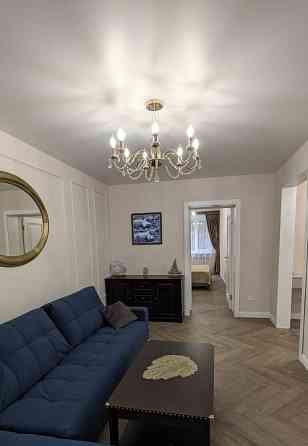 Сдается замечательная двухкомнатная квартира в самом центре Донецка на площади Ленина Донецк