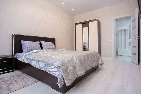 Светла квартира в буденовском районе Донецк