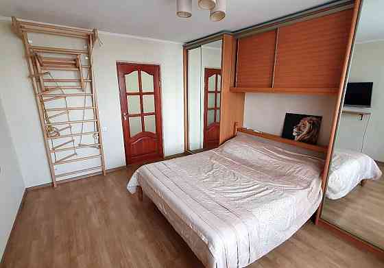 Сдается двушкa (56 кв.м) в развитом paйоне в центре Донецка, ориентир улица Щорса, пересечение с Теа Донецк