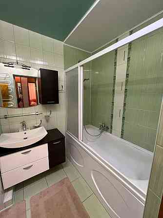 Сдается 2-ая квартира Район: Киевский Рядом магазины,школы,садики и очень удобная транспортная развя Донецк