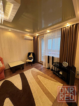 Сдается 2-ая квартира Район: Киевский Рядом магазины,школы,садики и очень удобная транспортная развя Донецк - изображение 1