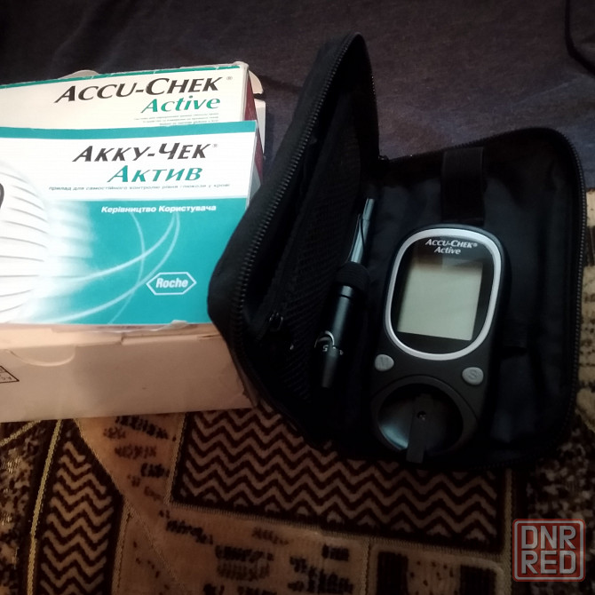 Глюкометр Accu check ( без лепестков). Донецк - изображение 1