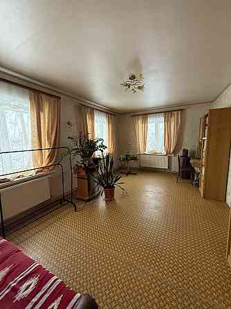 Продается 2-х этажный дом с участком 1 га. Донецк