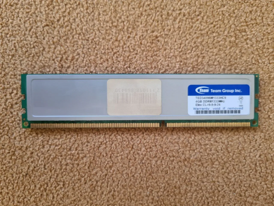 Оперативная память Team Group TED34096M1333HC9 4GB Донецк